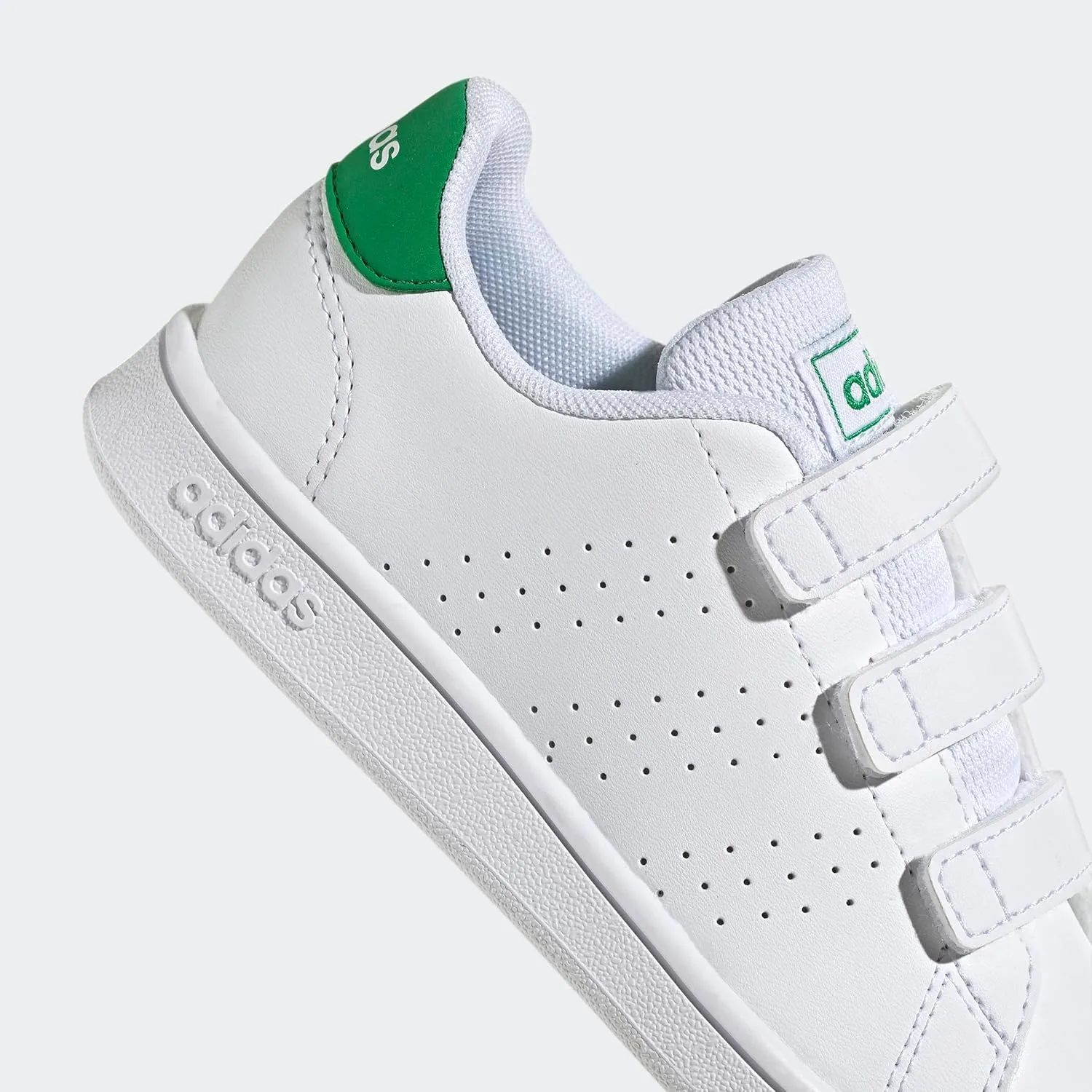 adidas Unisex-Child Advantage (Little Kid) Sneaker