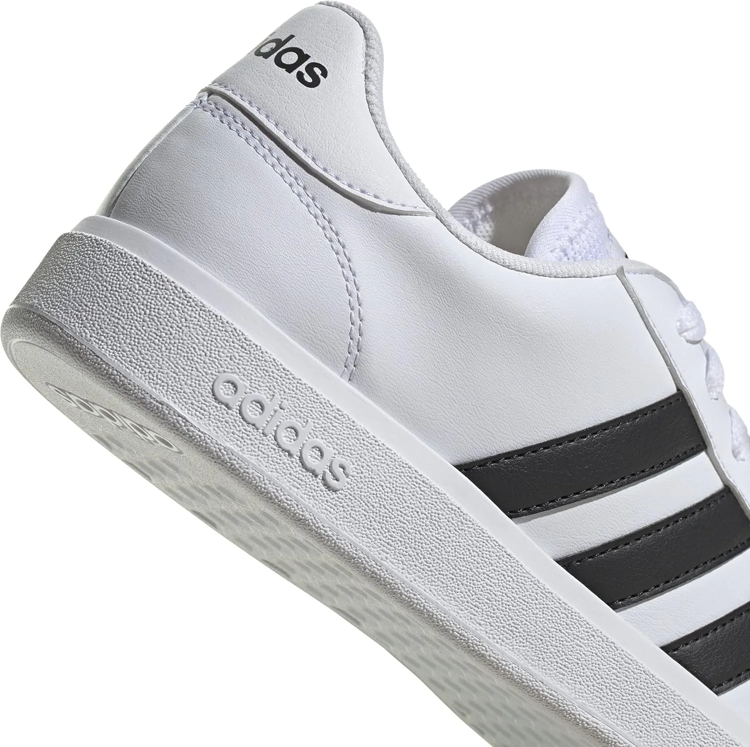 adidas Women's Grand Cloudfoam Lifestyle Court Comfort Shoes Sneaker