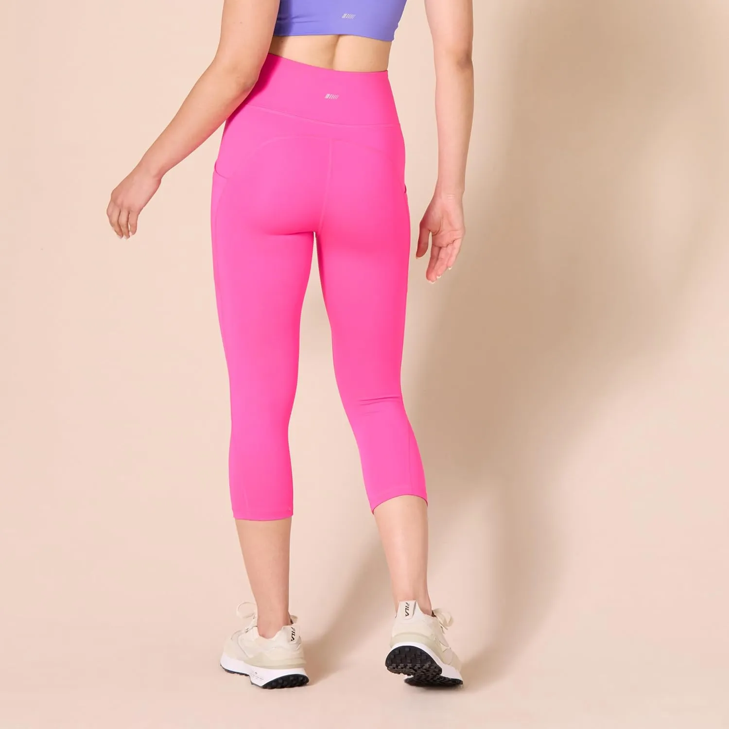 Amazon Essentials Women's Active Sculpt Workout Athleisure High Rise Capri Leggings with Pockets (Available in Plus Size)