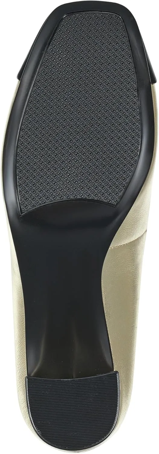 Bandolino Women's Candy Pump
