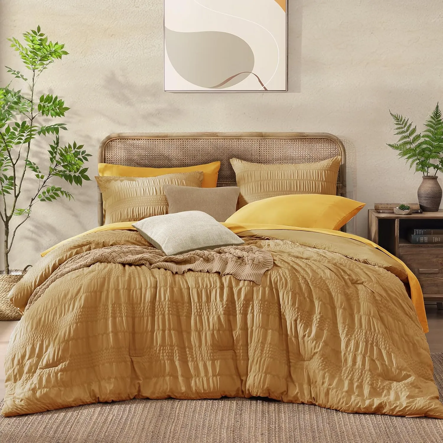 CASAAGUSTO Queen Comforter Set, 7 Pieces Mustard Yellow Seersucker Bed in a Bag Queen Size Soft All Seasons, Bedding Sets with Comforter, Flat Sheet, Fitted Sheet, 2 Pillow Shams, 2 Pillowcases