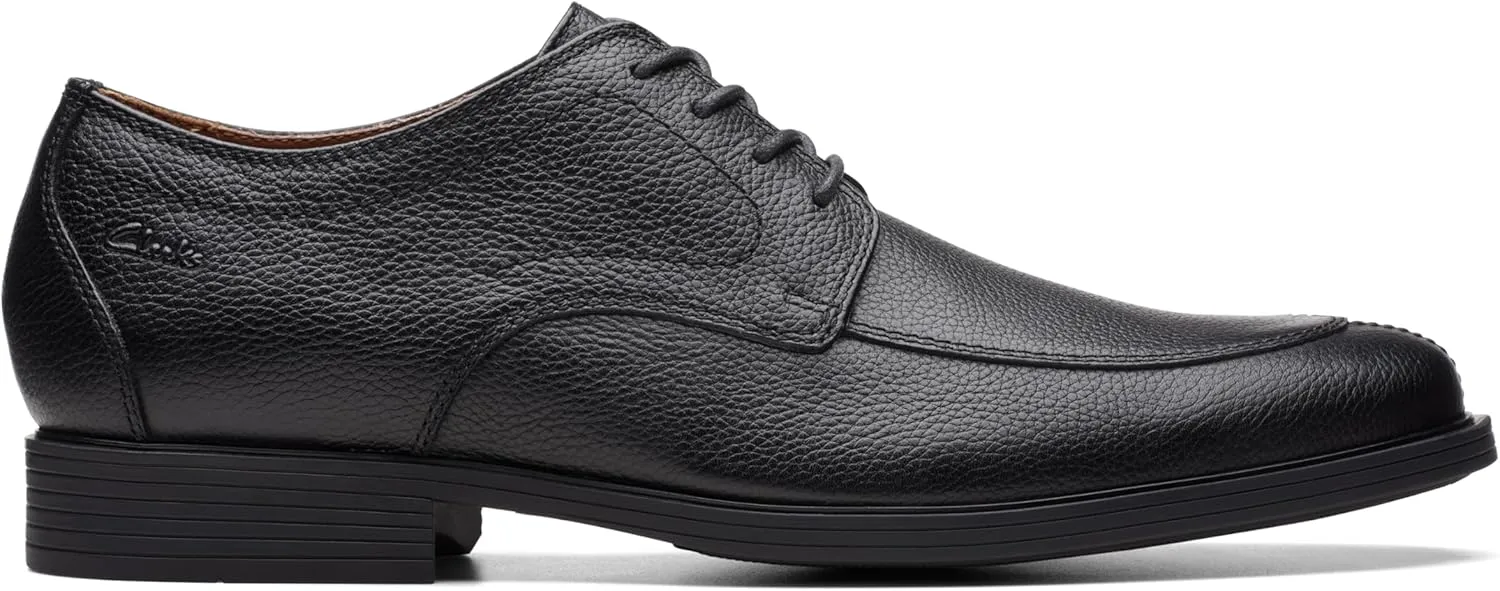 Clarks Mens Lace Up Leather Oxfords