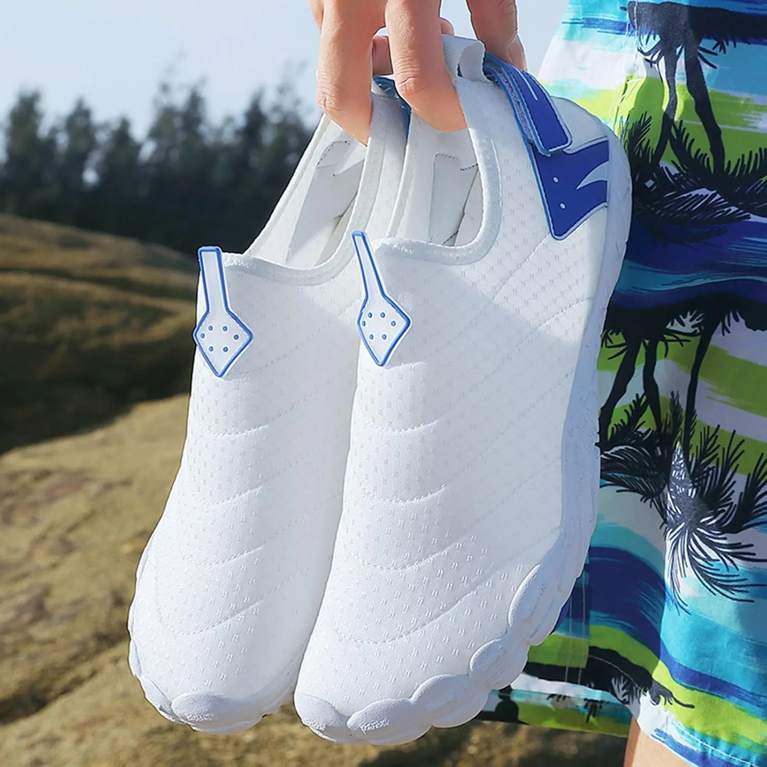Couples Wading Outdoor Beach Shoes River Shoes Men's and Women's Non Slip Women's Breathable Mesh Casual Sneaker