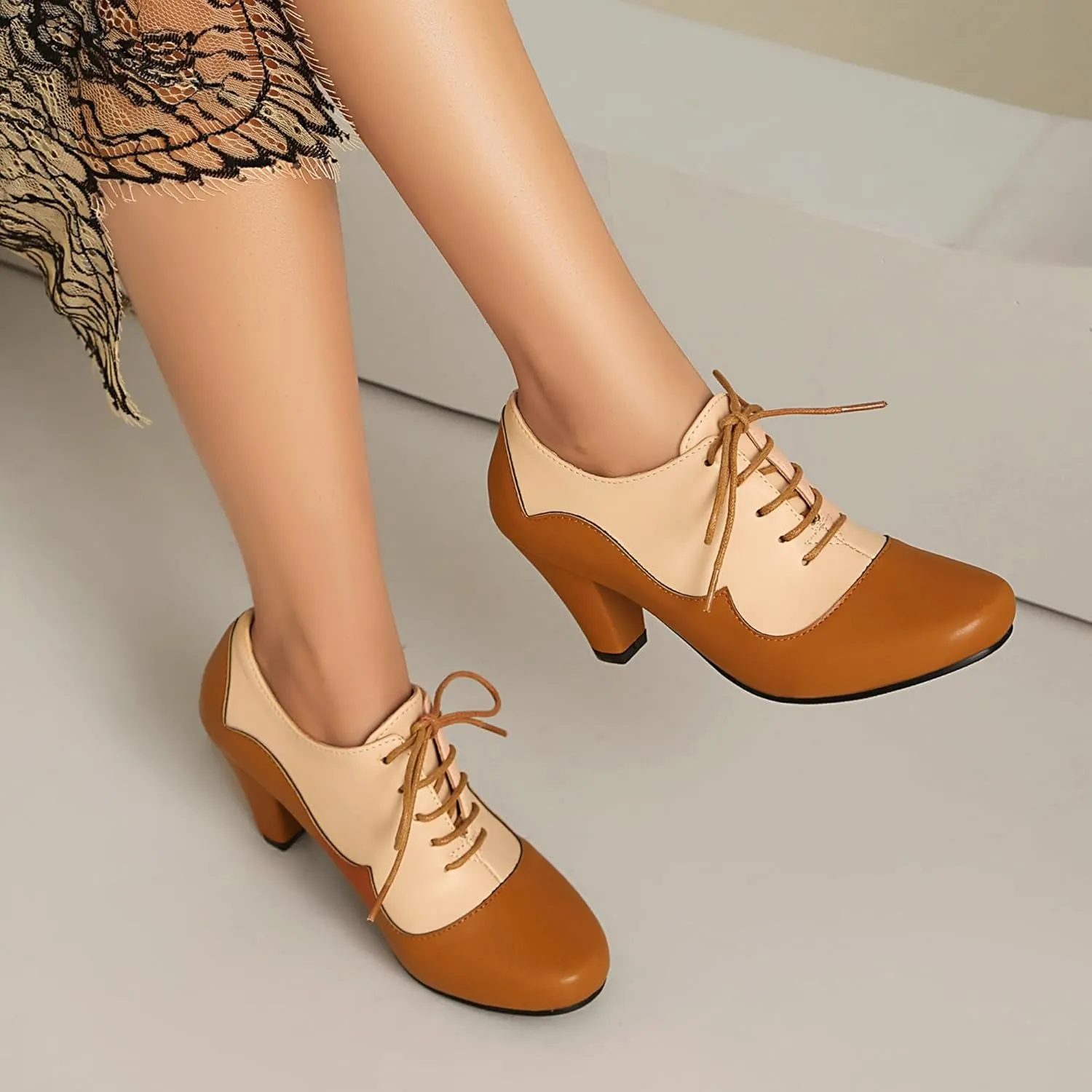 Elerhythm Women's Mary Jane 1920s Pump Heels Oxford Classic and Retro Lace Up Two Tones 1950s Vintage Round Closed Toe 1940s Shoes