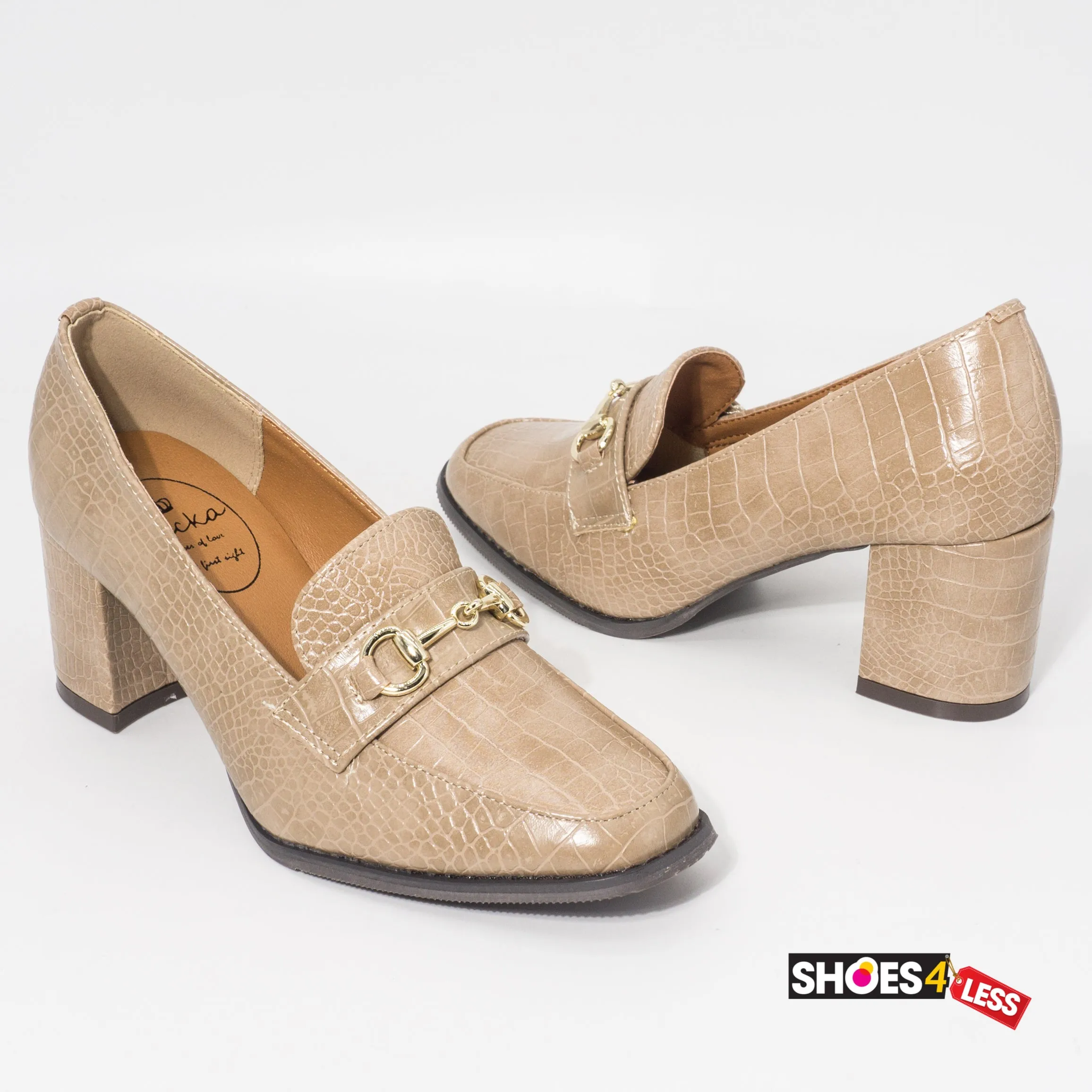 Flicka Pumps