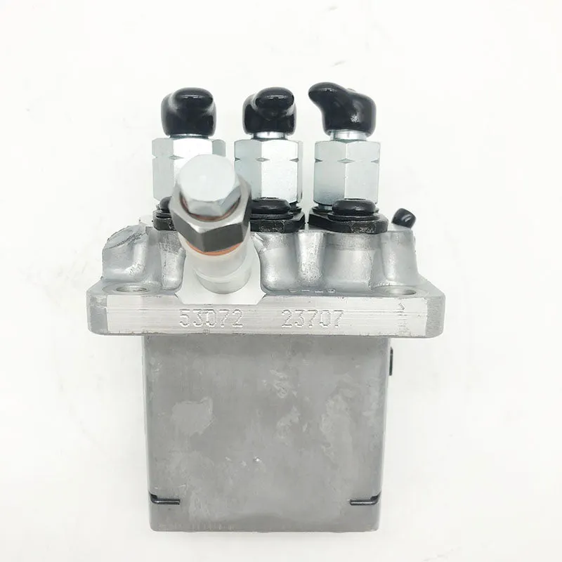 Fuel Injection Pump 16006-51012 for Kubota D722 D750 Diesel Engine Bobcat 453 MT52