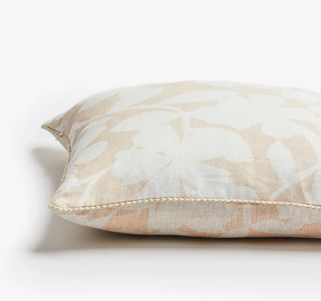 Geranium Buff 50cm Cushion