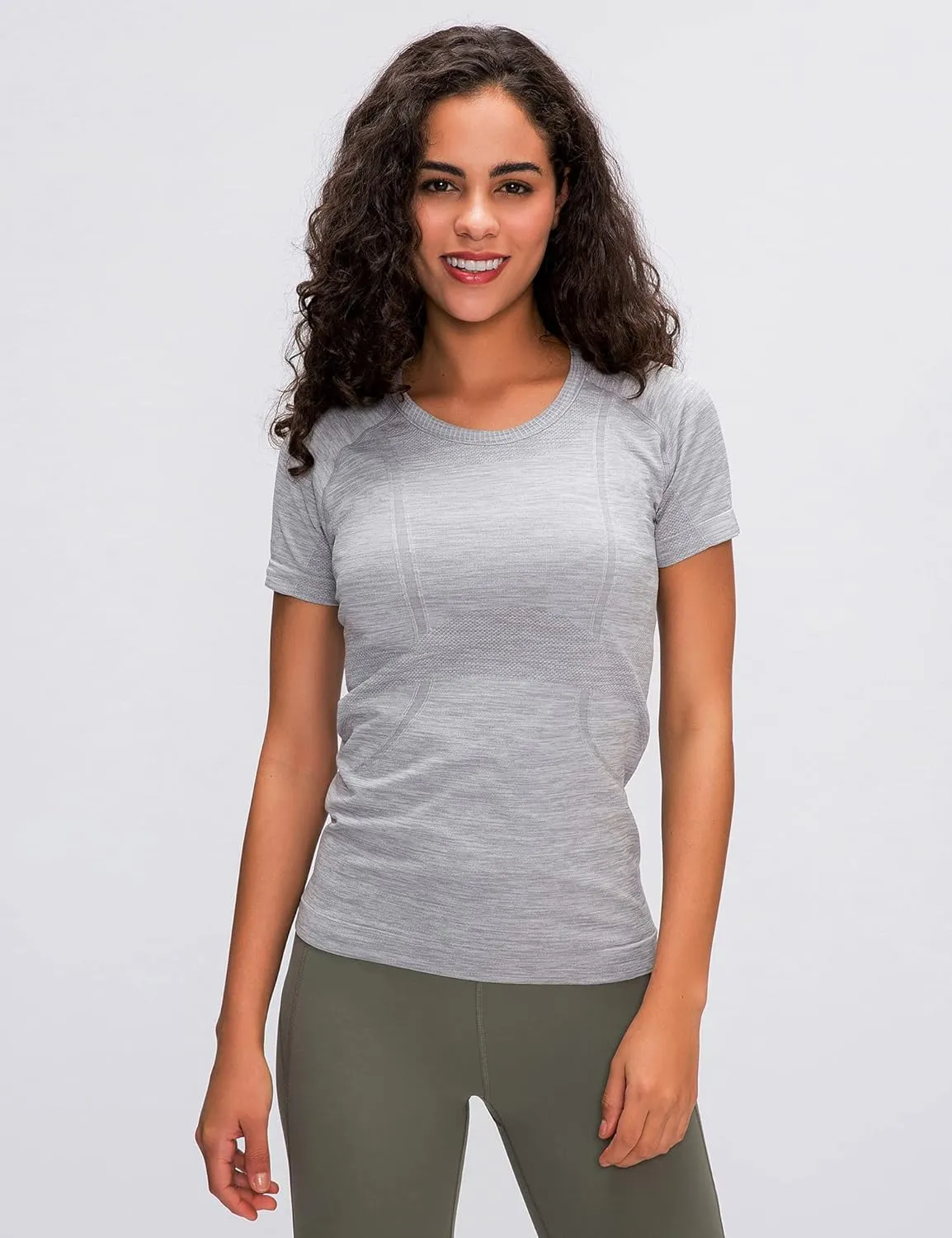 LUYAA Women's Workout Tops Long Sleeve Shirts Yoga Sports Breathable Gym Athletic Top Slim Fit