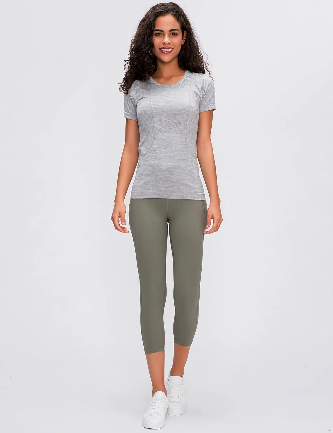LUYAA Women's Workout Tops Long Sleeve Shirts Yoga Sports Breathable Gym Athletic Top Slim Fit