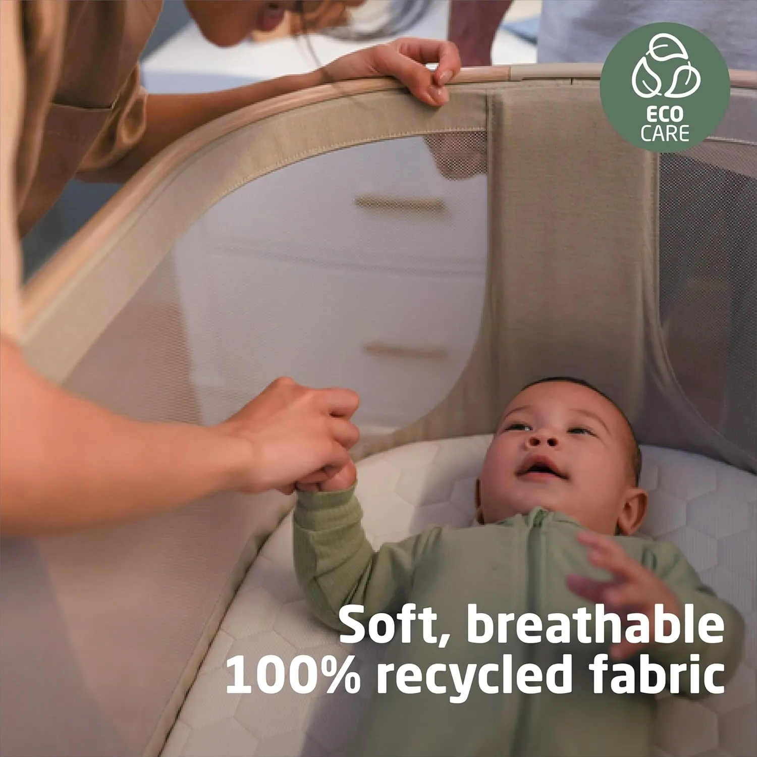 Maxi-Cosi Iora Baby Bassinets Bedside Sleeper, Portable Bassinet, Infant Bedside Sleeper Crib, Height Adjustable, Breathable Mesh, Large Storage Basket, Classic Oat