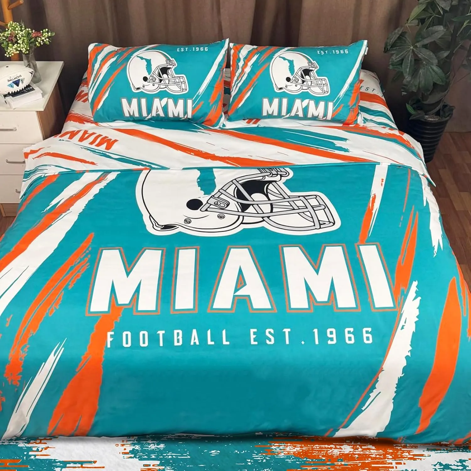 Miami Bedding Football Comforter Set Twin 4 Pieces with 1 Duvet Cover Twin Size, 1 Flat Sheet, and 2 Pillowcases Teenage Sports Bedding for Boys Bedroom
