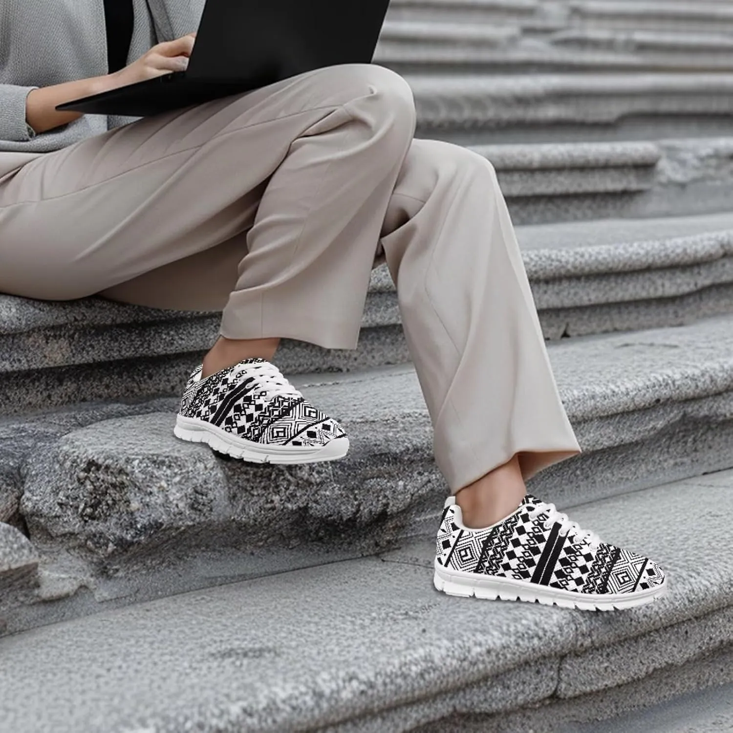 Modysero Lightweight Fashion Shoes for Women Non Slip Lace Up Shoes Soft Breathable Womens Tennis Sneakers