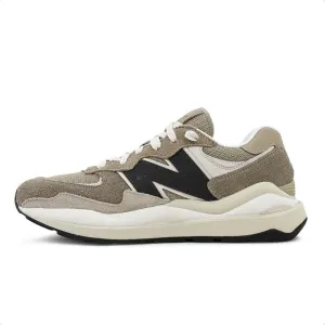 New Balance Unisex-Adult Sneaker