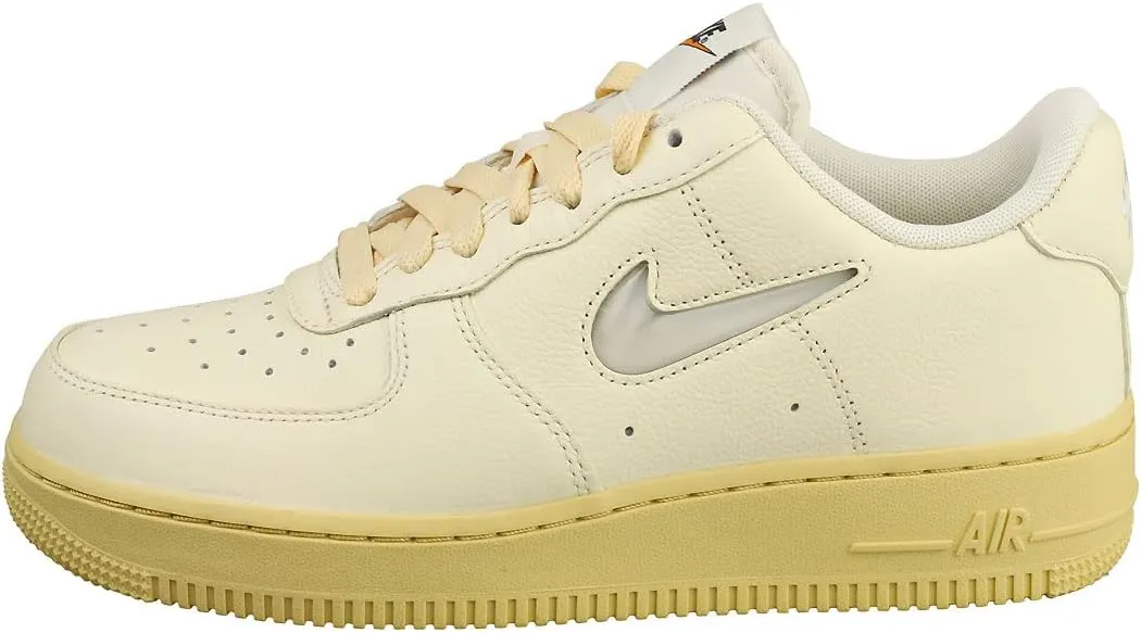 Nike womens Fashion Trainers