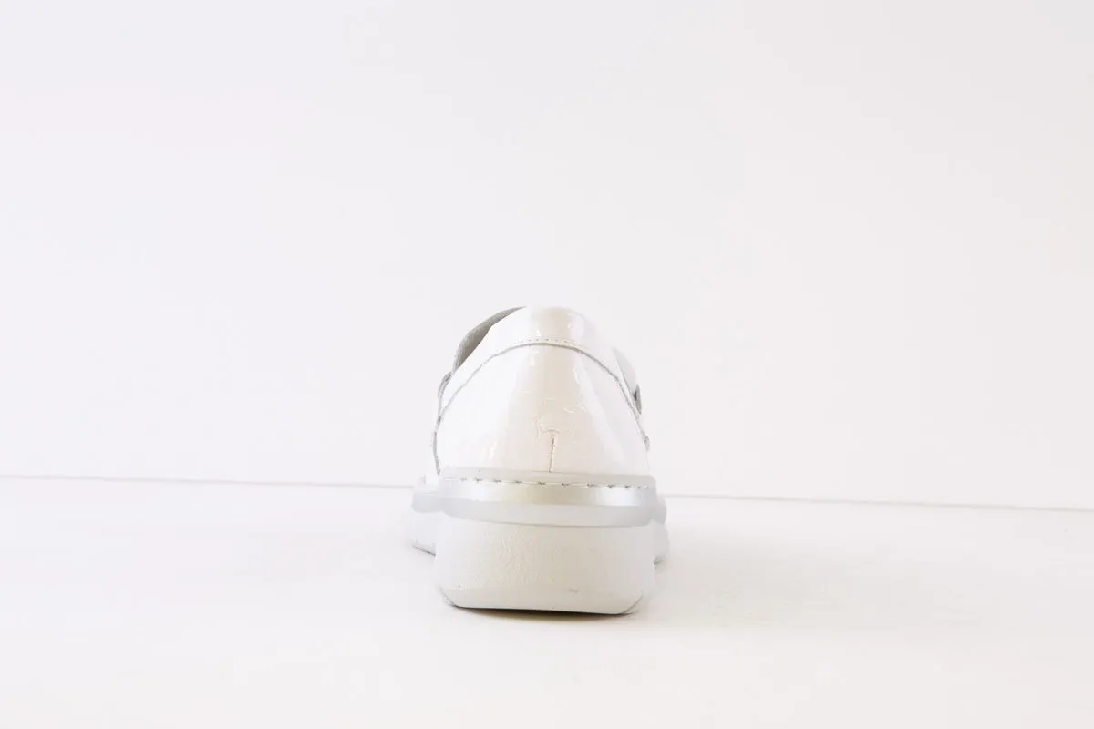 NOTTON - 2154 SLIP-ON FASHION SHOE - WHITE PATENT