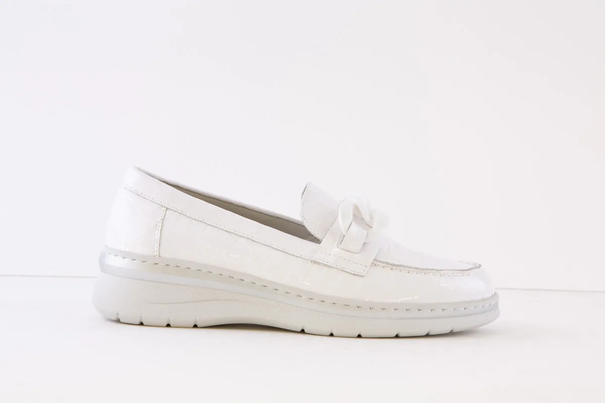 NOTTON - 2154 SLIP-ON FASHION SHOE - WHITE PATENT