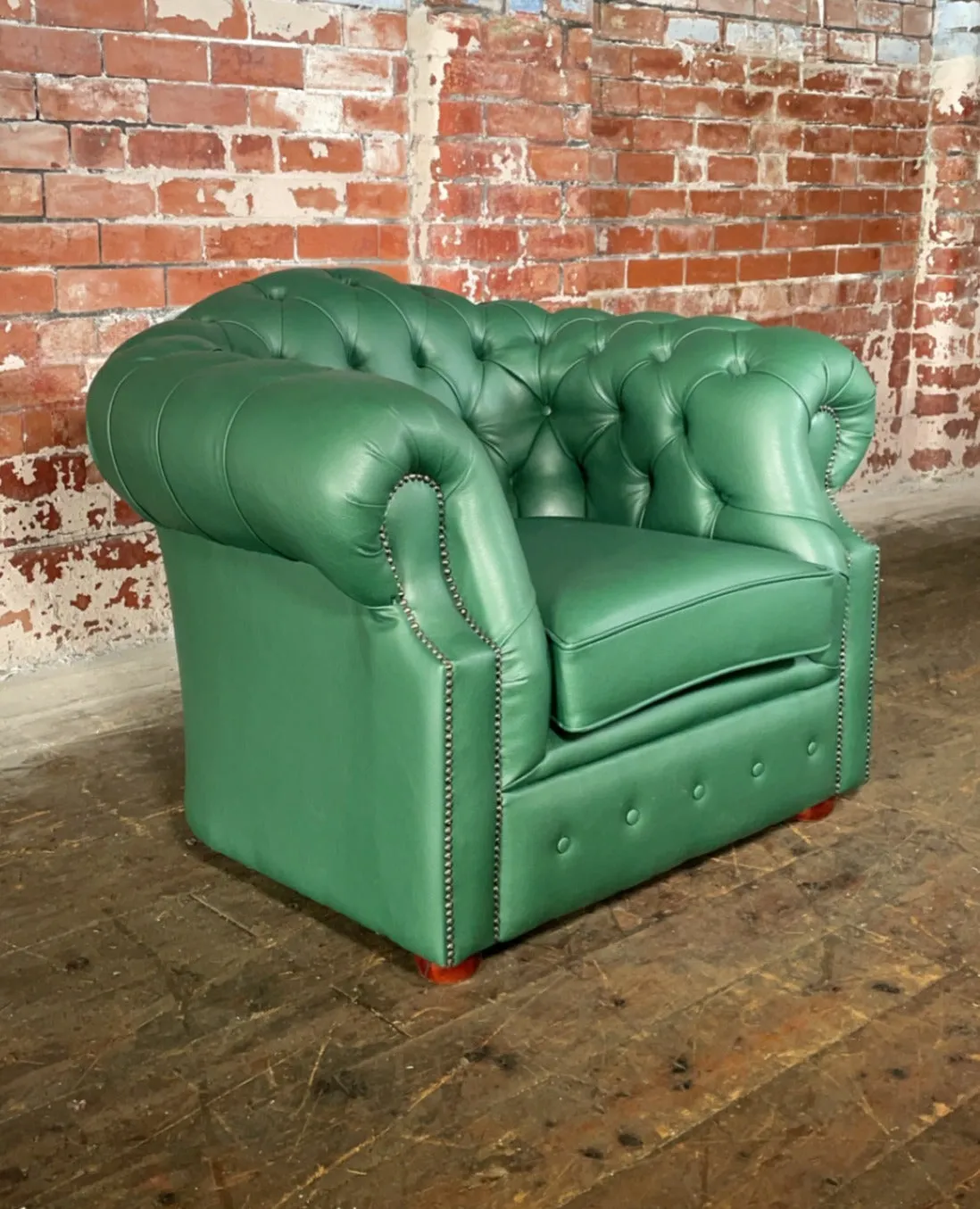 Oxford Chair in Holly Green vegan 'Leather' - cancelled order
