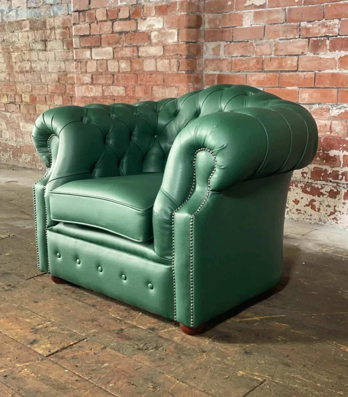 Oxford Chair in Holly Green vegan 'Leather' - cancelled order
