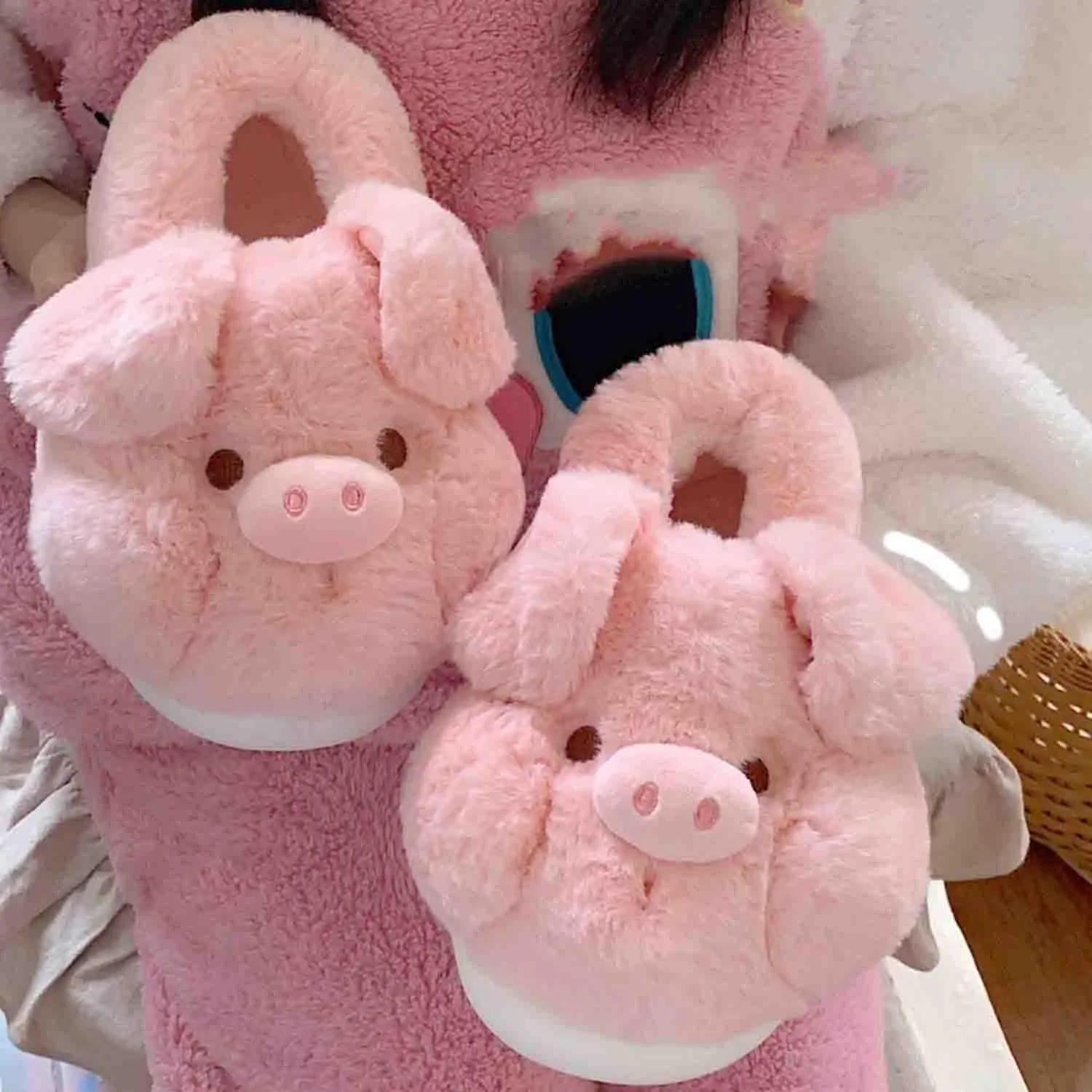 Plush Pink Pig Slippers Novelty Animal Cute Soft House Shoes Fluffy Warm Slippers Cartoon Gifts for Birthday Christmas