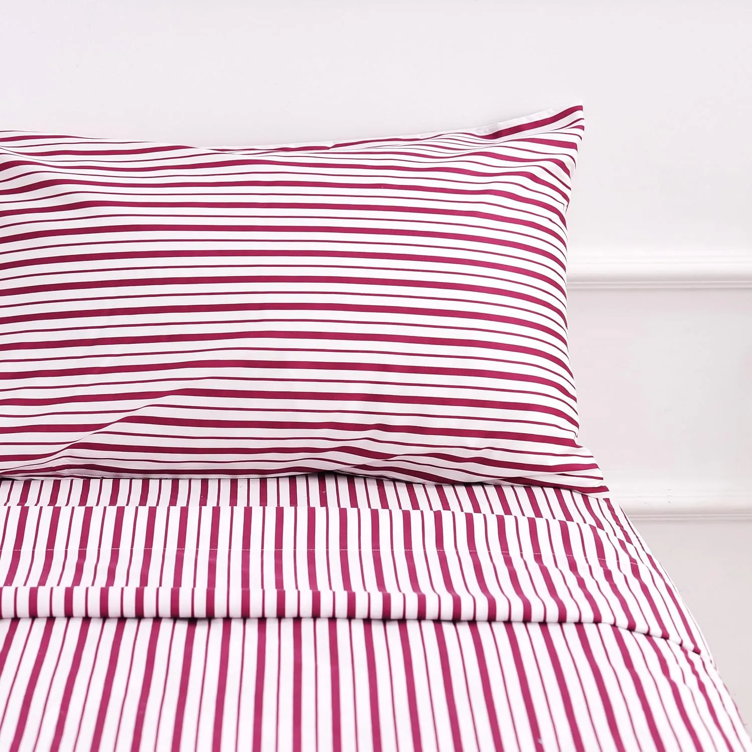 Red Striped Sheets Set Full Size 4 Piece - Super Soft, Easy Care & Breathable Red and White Pinstripe Bed Sheet Set with 16-Inch Deep Pockets, Great Gift for Christmas & Birthday
