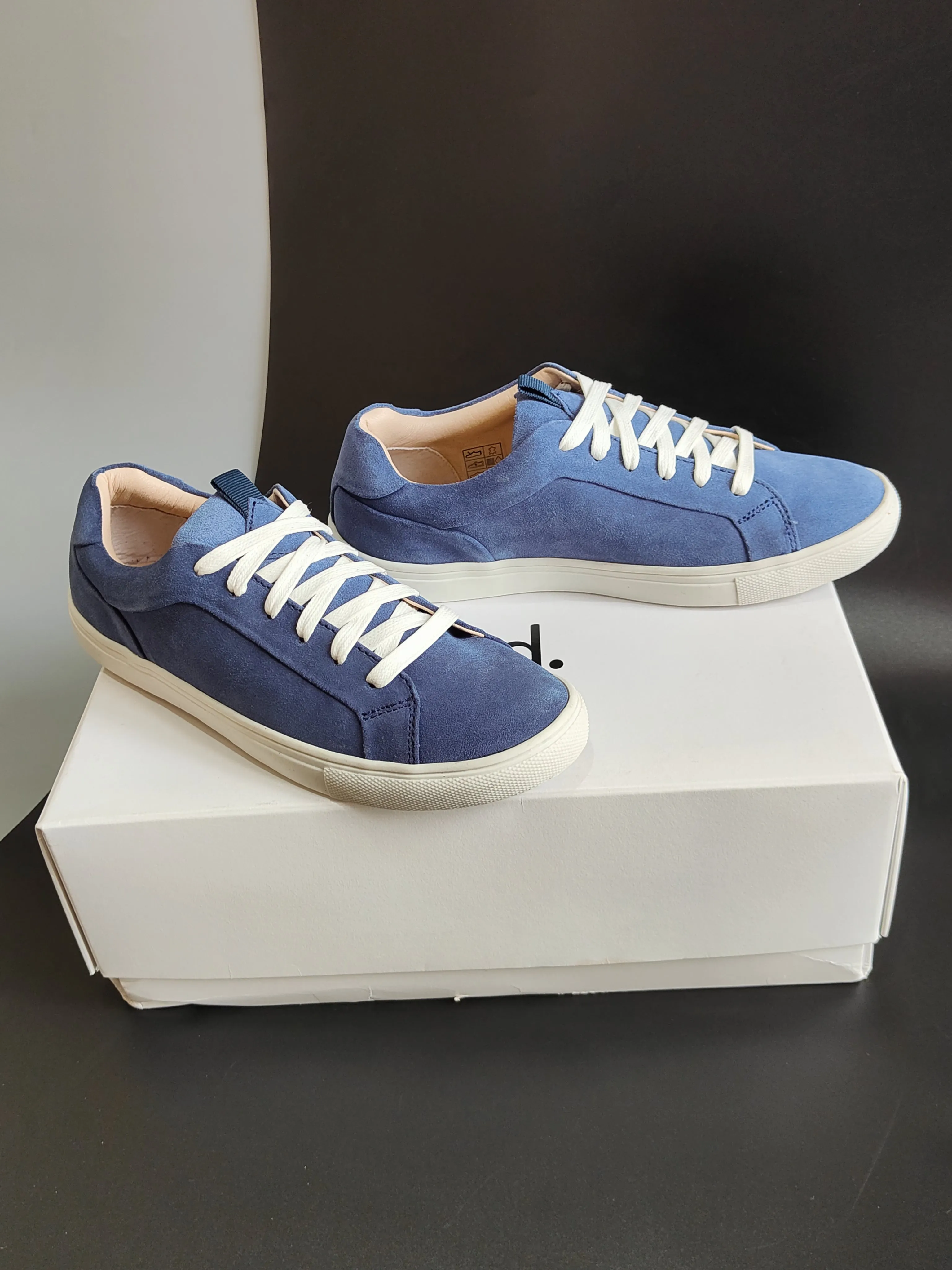 Suede Leather Flat Shoes in Blue UK 6 / EU 39