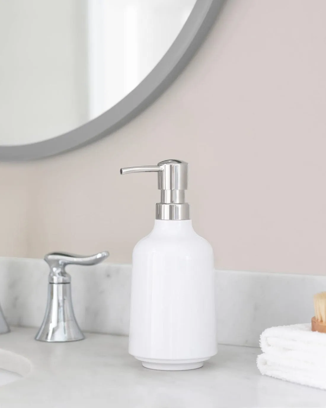 Umbra Step Soap Pump White UMB023838660