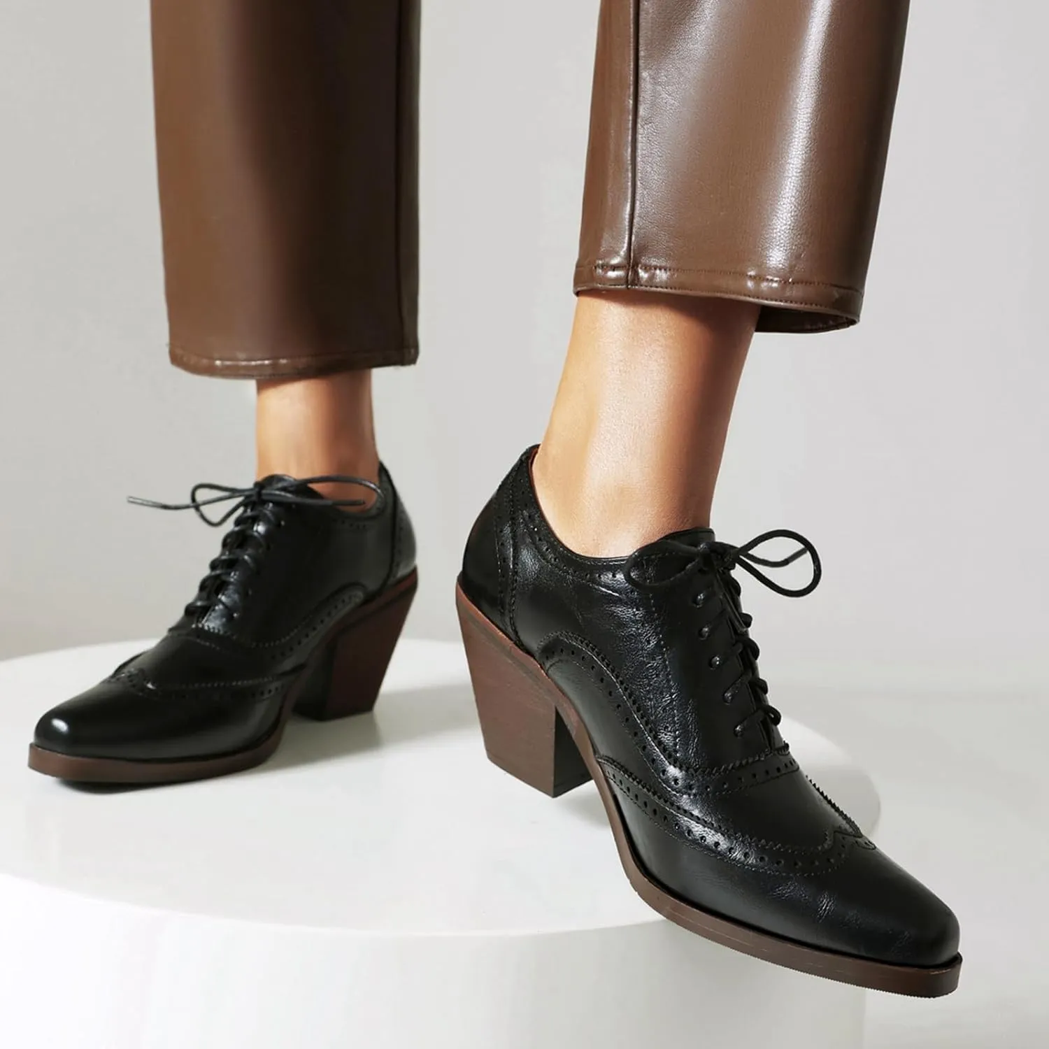 Women Square Toe Oxford Shoes Vintage Wingtip Block Heel Pumps Lace Up Brogue Dress Shoes
