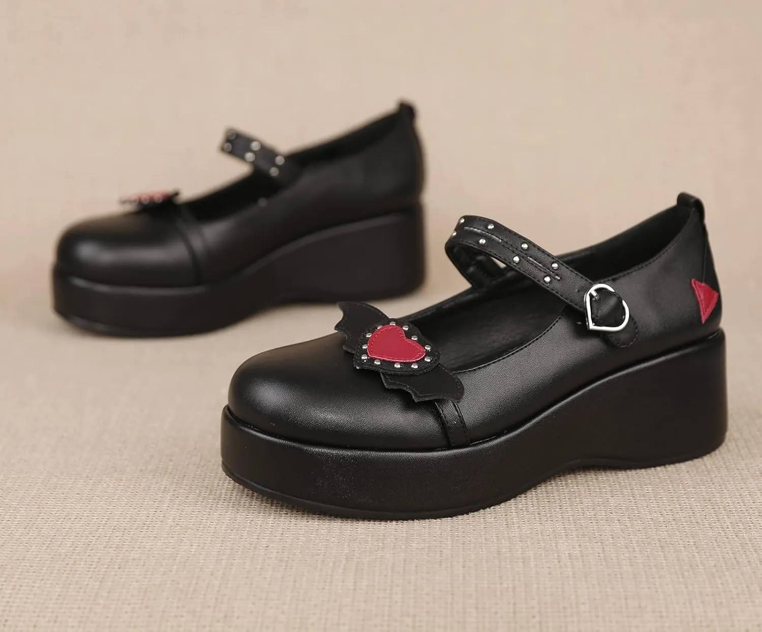 Women's Mary Jane Shoes Lolita Round Toe Block Heels Gothic Sweet Heart Floral Oxfords Ankle T-Strap Platform Dress Shoes Classic Gothic Pumps